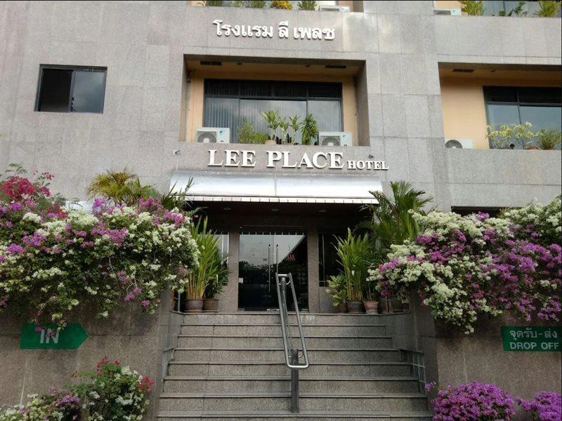 Lee Place Hotel Bangkok Exterior photo